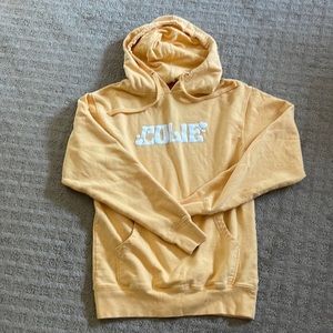 Nicole Leno Merch